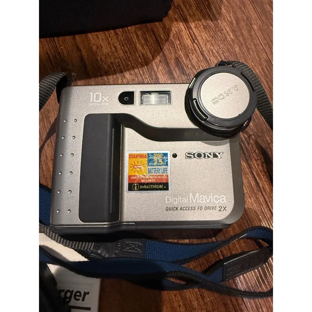 Sony Digital Mavica MVC-FD71 Camera Floppy Disk Camera‎ Accessories Case